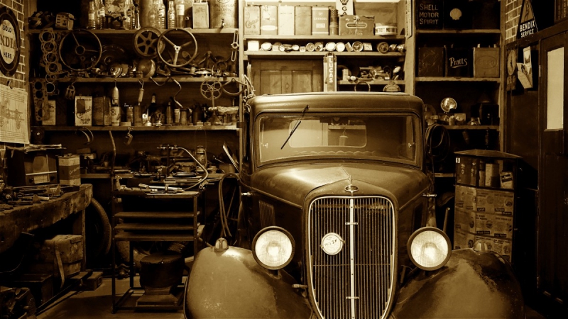 boutique-LE LUC-min_antique_auto_automobile_automotive_car_classic_equipment_fix-1169797